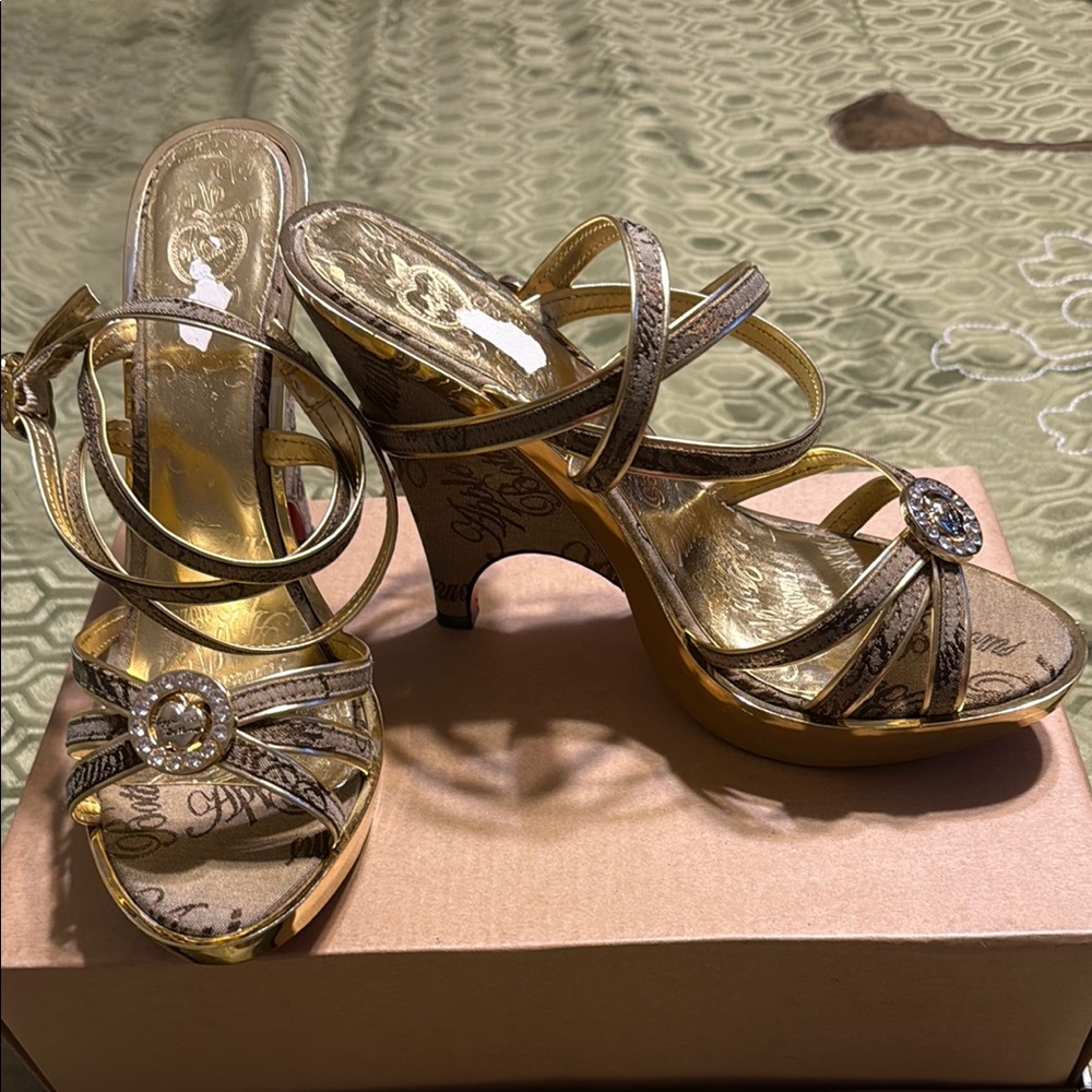 Apple Bottoms Gold Metallic Heels with Strappy Design